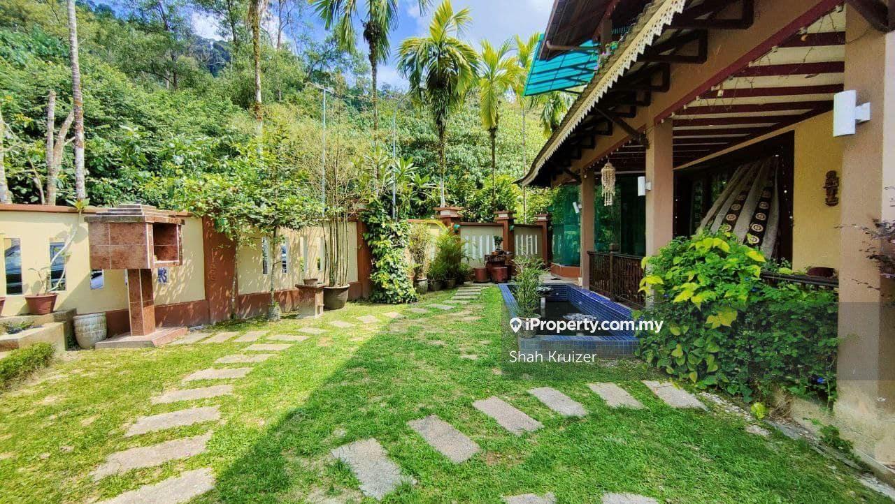 2.5-storey Terraced House for Sale in CHEAPEST CORNER UNIT WITH FULLY FURNISHED, Ampang by Shah Kruizer - iProperty.com.my