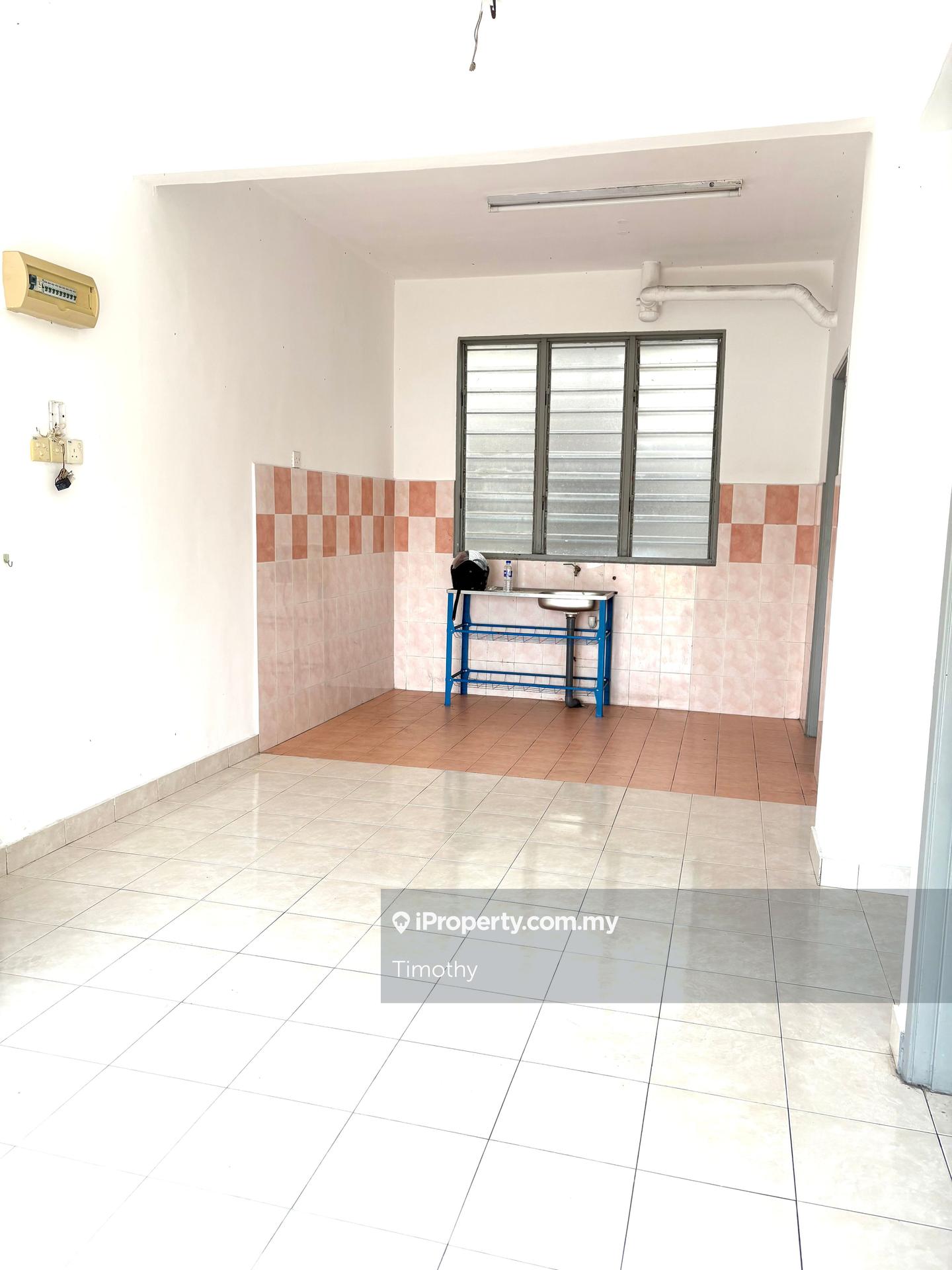 Apartment for Sale in Pangsapuri Pasir Puteri by Timothy - iProperty.com.my