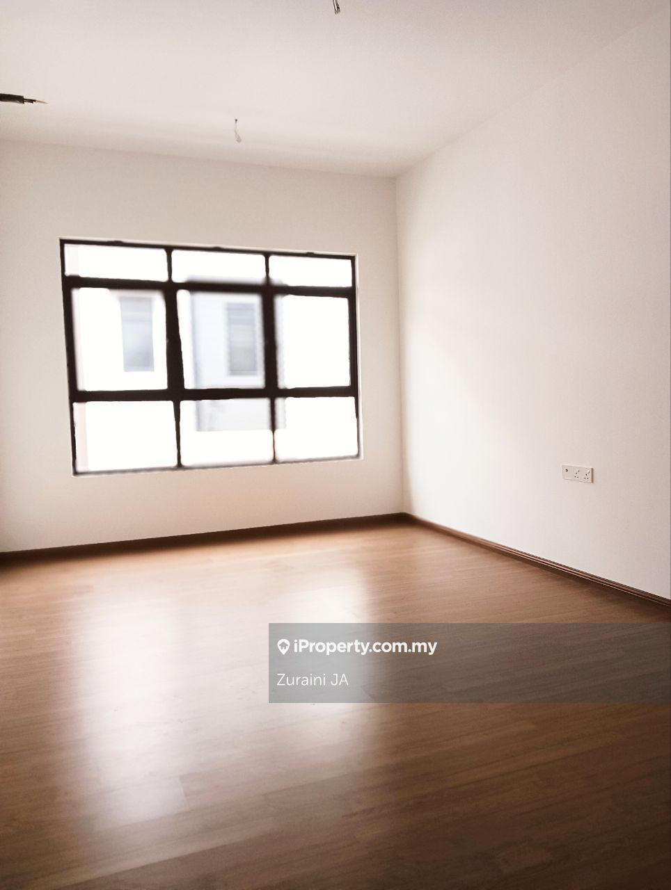 Rumah Berkembar untuk Dijual di Bandar Puteri, Bangi oleh Zuraini JA - iProperty.com.my