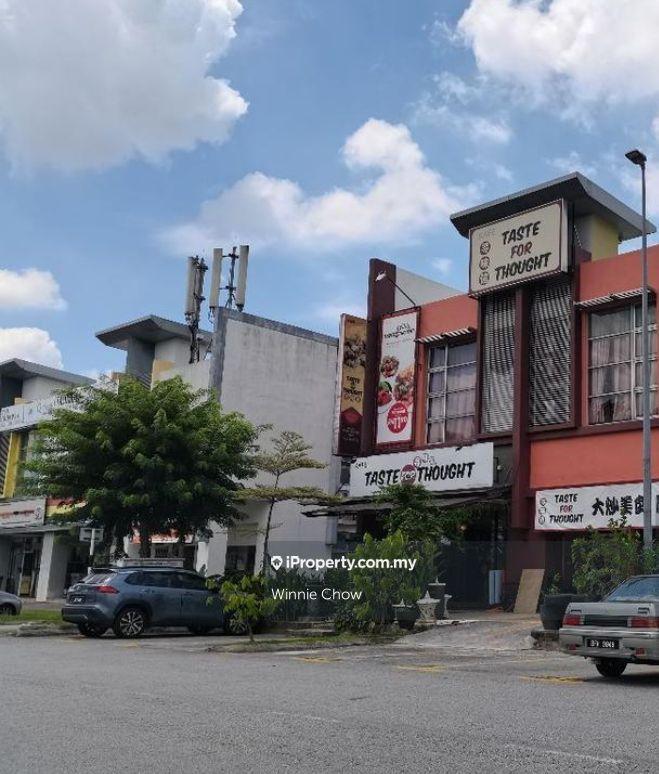 Kedai untuk Dijual di Kemuning Utama Kota Kemuning, Shah Alam oleh Winnie Chow - iProperty.com.my