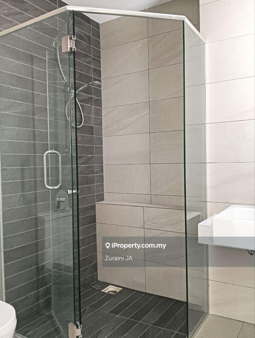 Rumah Berkembar untuk Dijual di Bandar Puteri, Bangi oleh Zuraini JA - iProperty.com.my