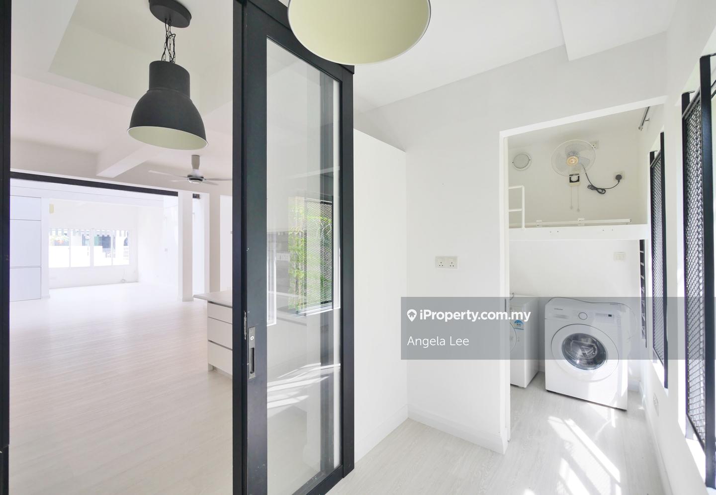 Rumah Teres untuk Dijual di Medan Damansara, Damansara Heights oleh Angela Lee - iProperty.com.my