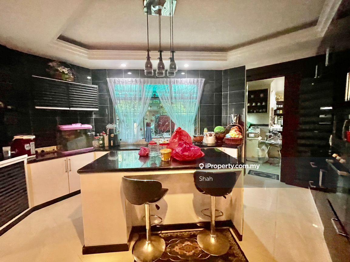 2.5-storey Terraced House for Sale in Laman Oakleaf, Ampang by Shah - iProperty.com.my