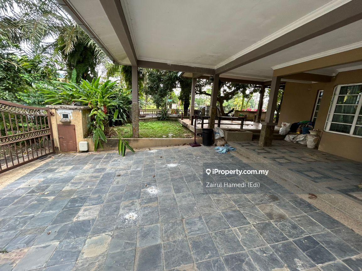 Rumah Berangkai 2 Tingkat untuk Dijual di Subang Bestari, Shah Alam oleh Zairul Hamedi (Edi) - iProperty.com.my