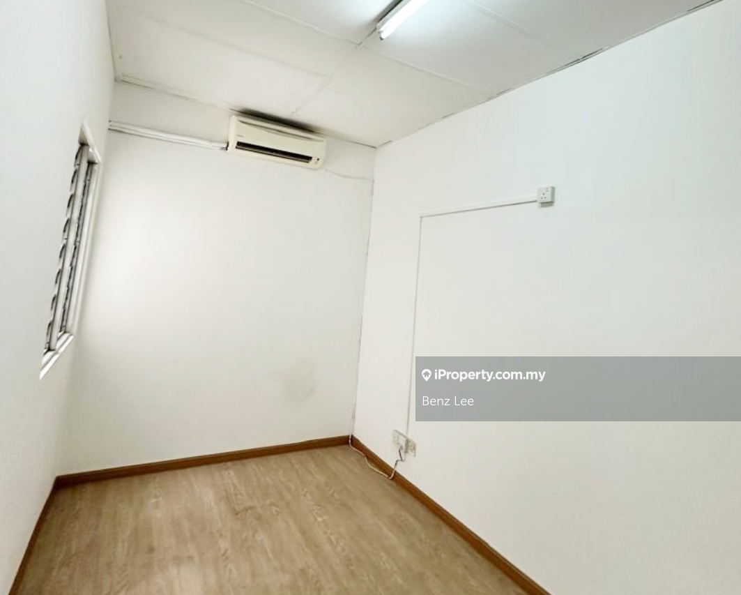 Pejabat untuk Dijual di Desa Aman Puri, Kepong oleh Benz Lee - iProperty.com.my