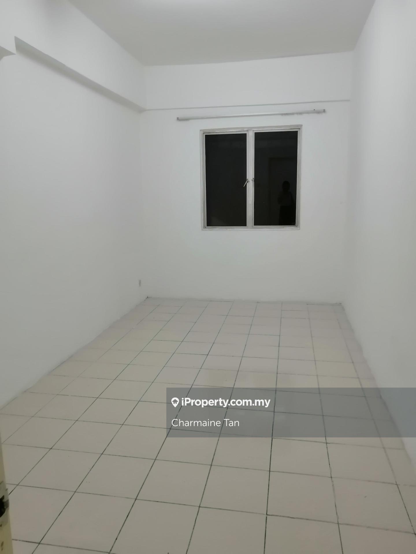 Pangsapuri untuk Dijual di Puncak Desa Apartment oleh Charmaine Tan - iProperty.com.my