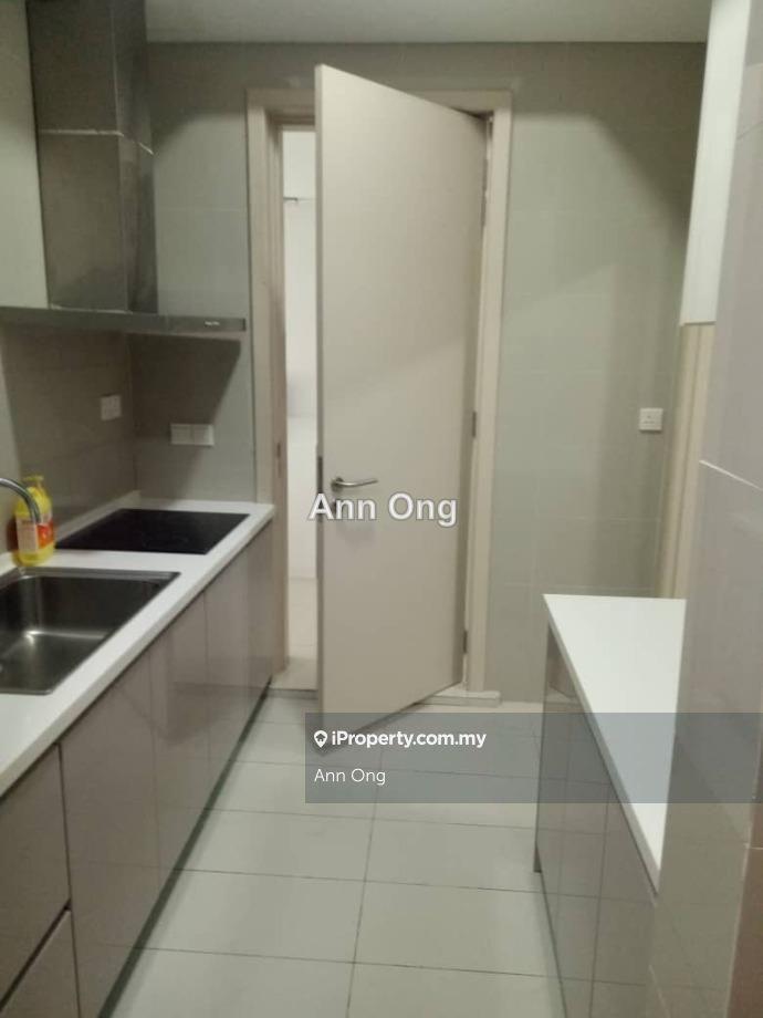 Service Residence for Sale in Suasana Bukit Ceylon / Raja Chulan Residences by Ann Ong - iProperty.com.my