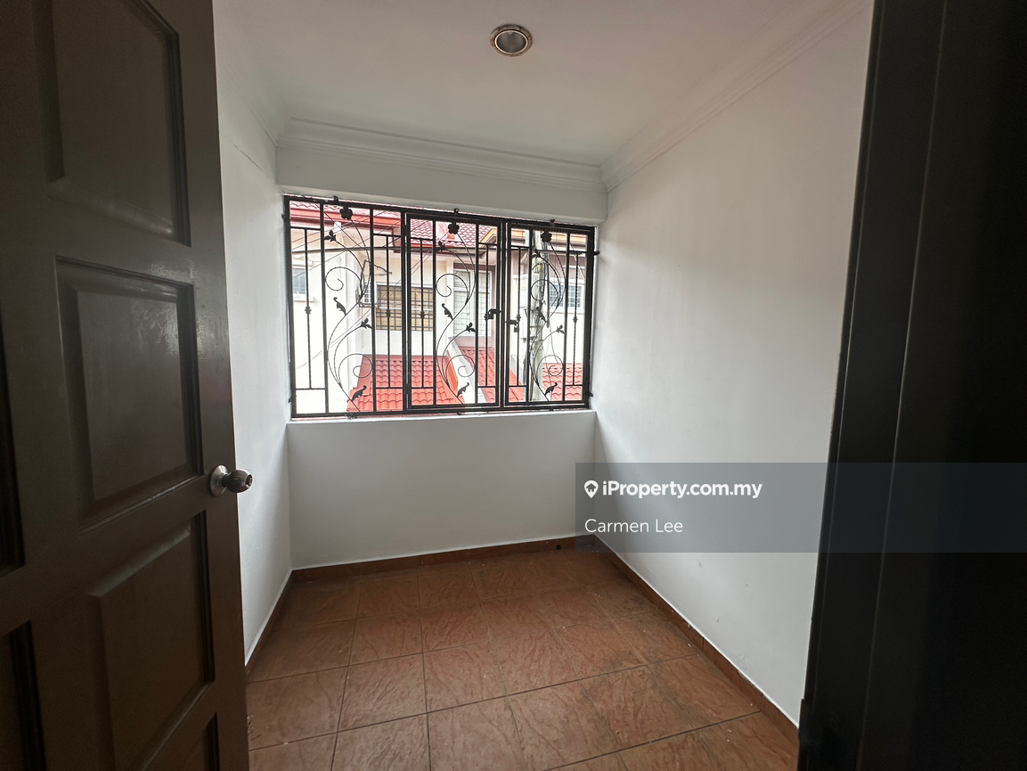 2-storey Terraced House for Sale in Usj 22, Subang Jaya by Carmen Lee - iProperty.com.my