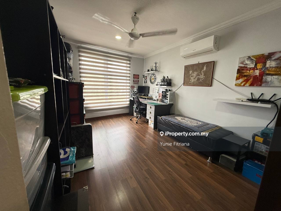 Condominium for Sale in Impiana On The Waterfront Condominium by Yunie Fitriana - iProperty.com.my