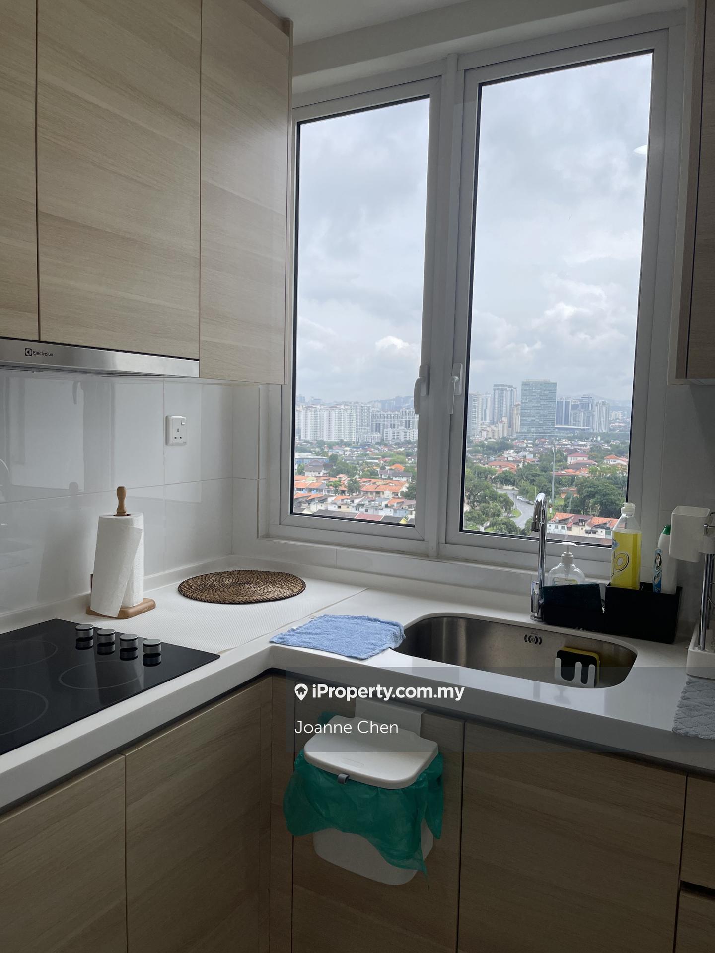 Residensi Servis untuk Dijual di RYAN & MIHO oleh Joanne Chen - iProperty.com.my