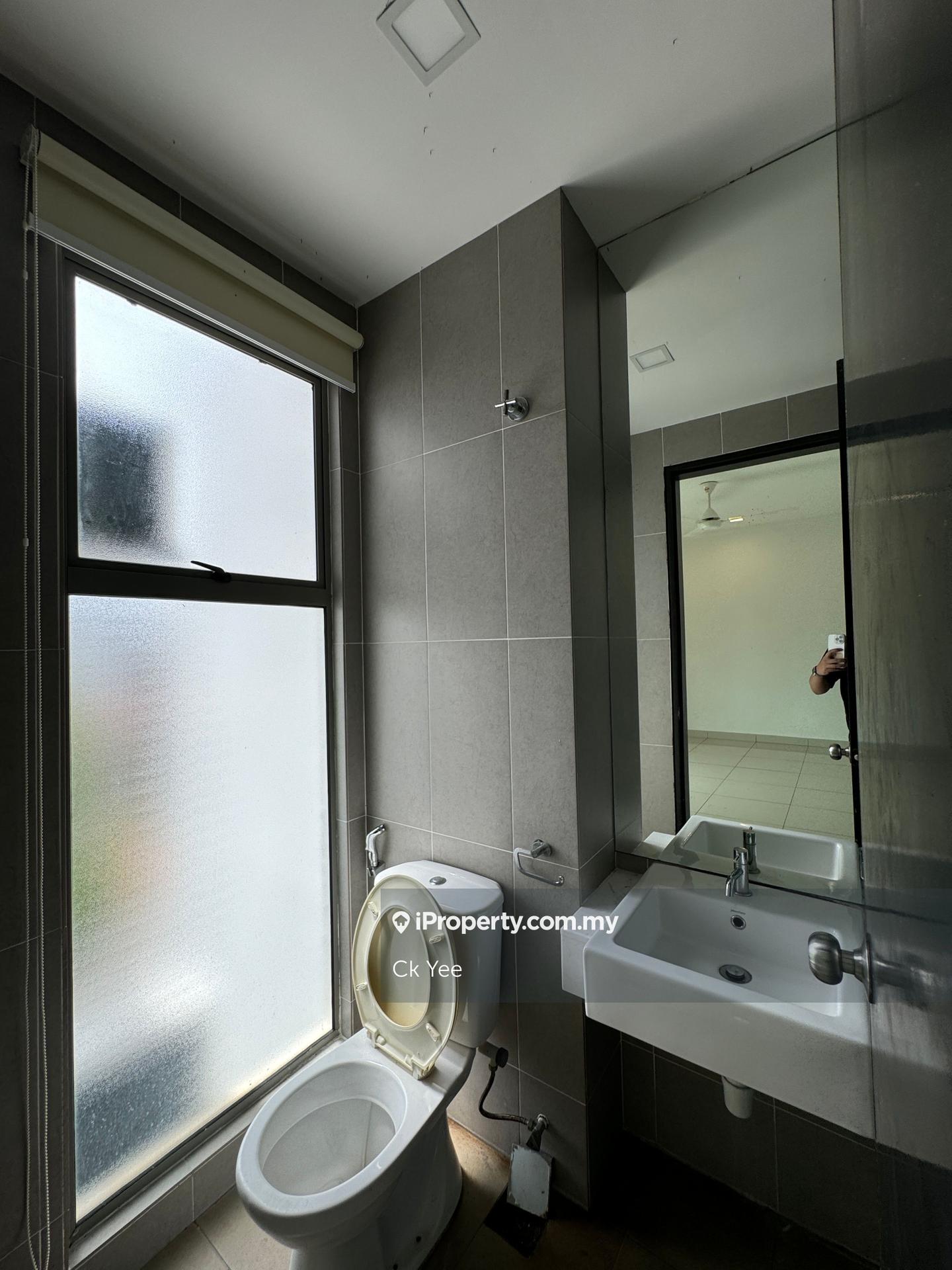 Rumah Berangkai 3 Tingkat untuk Dijual di Seri Jalil, Bukit Jalil oleh Ck Yee - iProperty.com.my