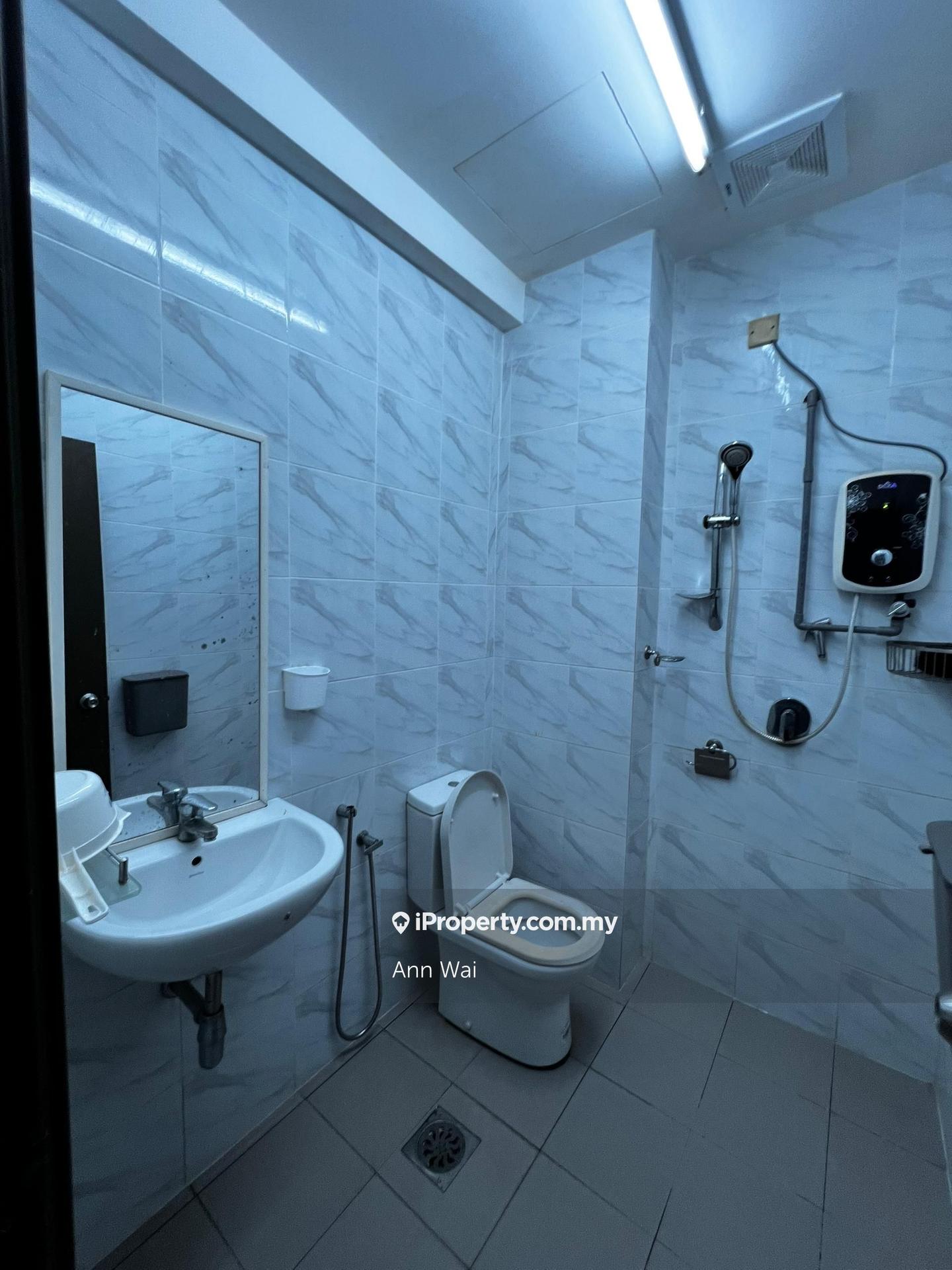 Townhouse for Sale in Taman Tasik Prima, Puchong by Ann Wai - iProperty.com.my