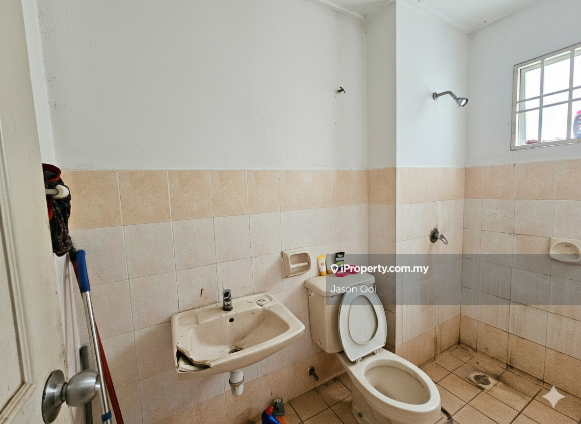 2-storey Terraced House for Sale in Putra Permai, Subang Jaya by Jason Ooi - iProperty.com.my