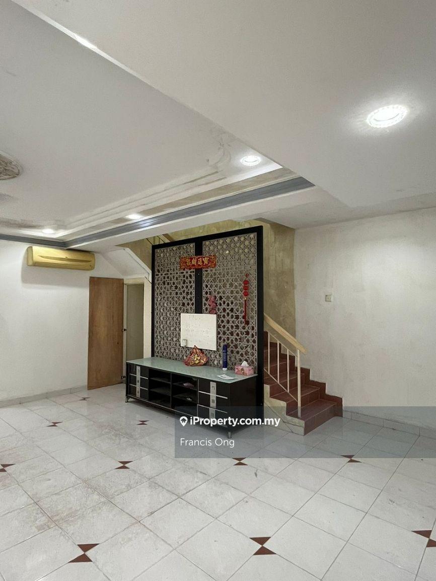 Rumah Berangkai 2 Tingkat untuk Disewa di Taman Bukit Mewah, Kajang oleh Francis Ong - iProperty.com.my