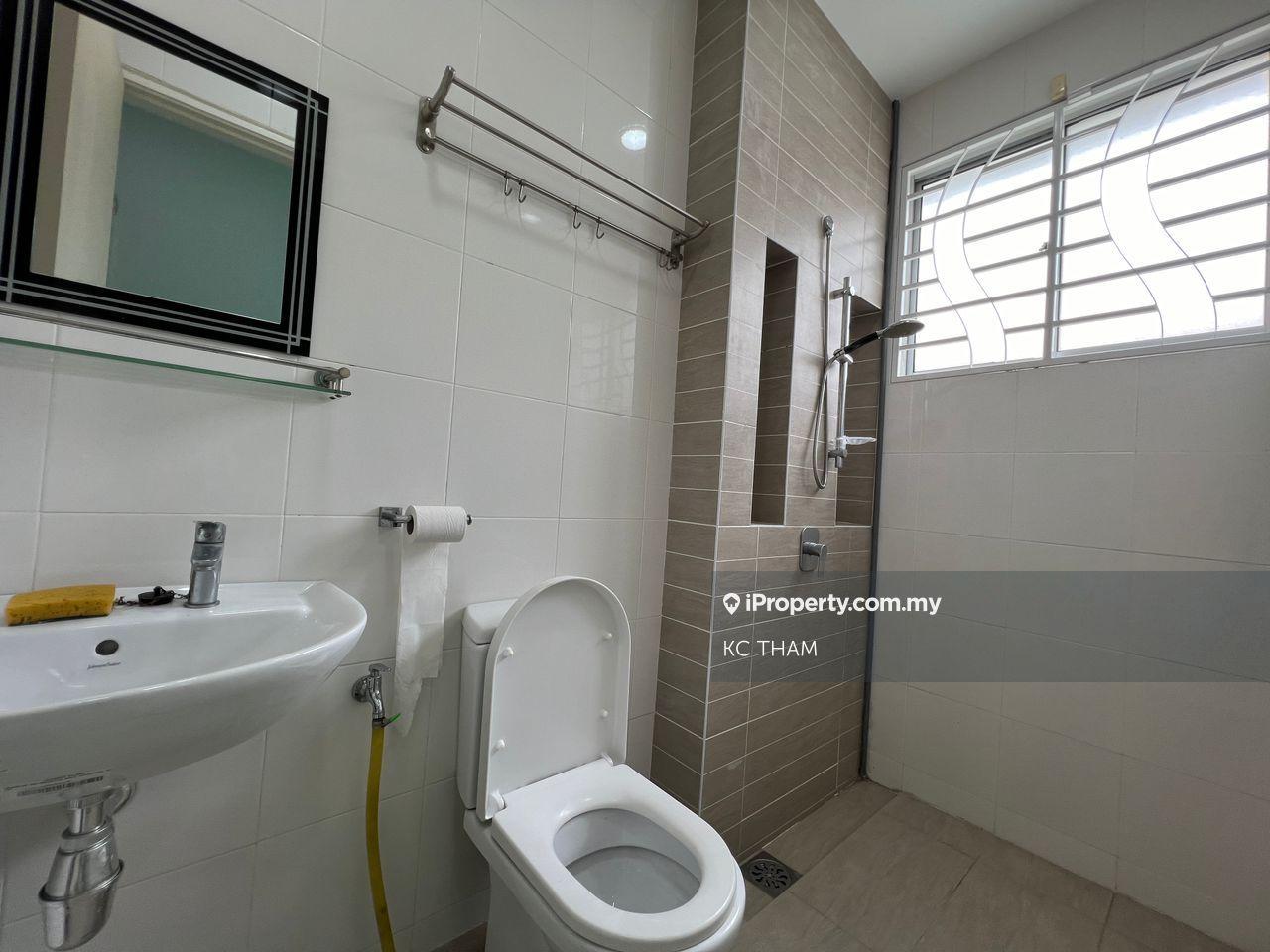 Rumah Berangkai 2 Tingkat untuk Dijual di Ixora Residences @ Bandar Seri Coalfields, Sungai Buloh oleh KC THAM - iProperty.com.my