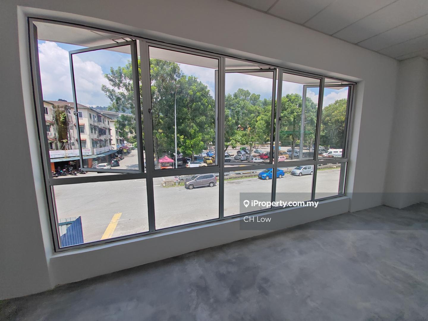 Kilang Teres untuk Dijual di Ampang, Ampang oleh CH Low - iProperty.com.my