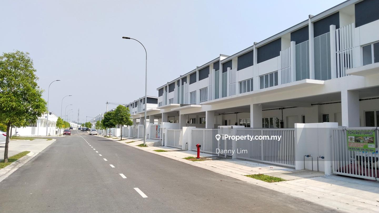 2-storey Terraced House for Sale in Bandar Sri Sendayan, Negeri Sembilan by Danny Lim - iProperty.com.my