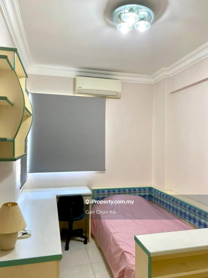 Condominium for Rent in Gold Coast Resort Condominium by Gan Chun Kai - iProperty.com.my