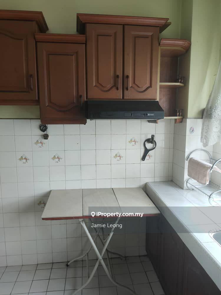 Pangsapuri untuk Dijual di Putra Apartment oleh Jamie Leong - iProperty.com.my