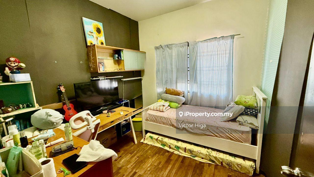 Rumah Berangkai 2 Tingkat untuk Dijual di Taman Puchong Hartamas, Puchong oleh Victor Higa - iProperty.com.my