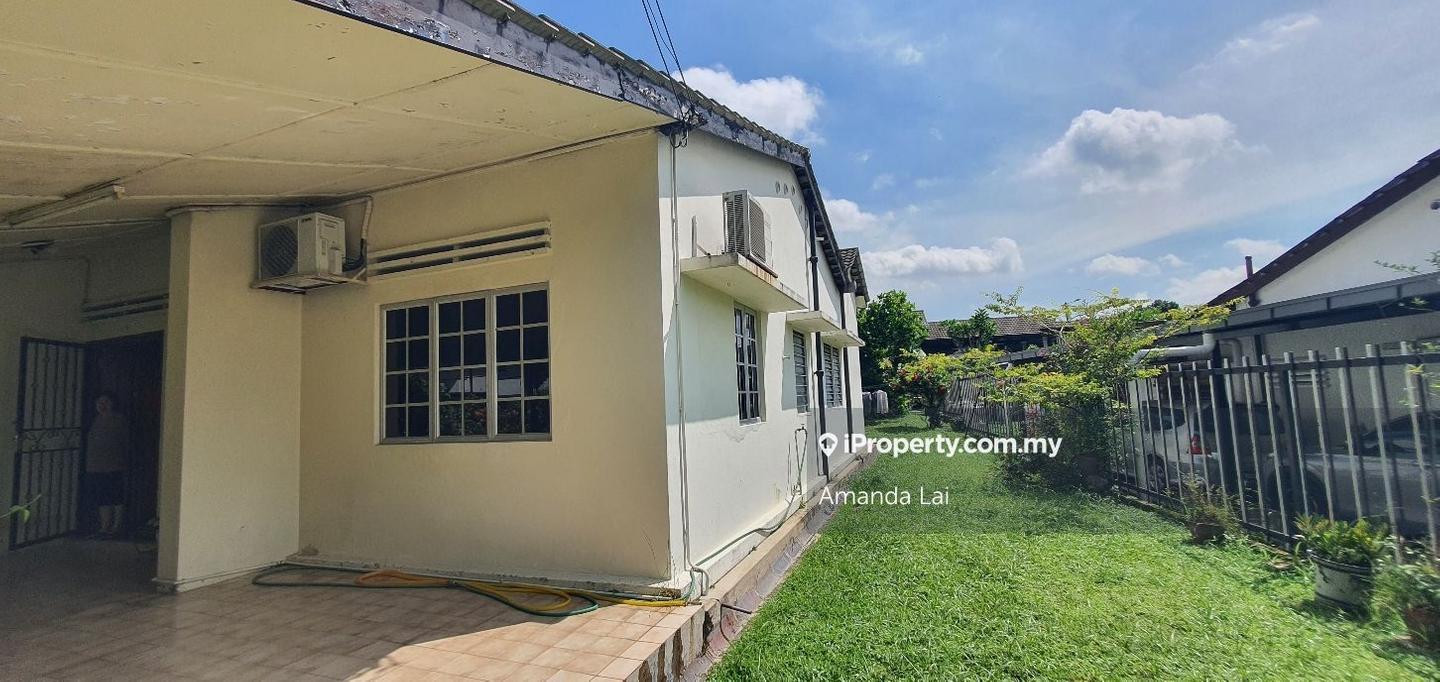 Banglo untuk Dijual di Seksyen 11, section 11, Petaling Jaya oleh Amanda Lai - iProperty.com.my