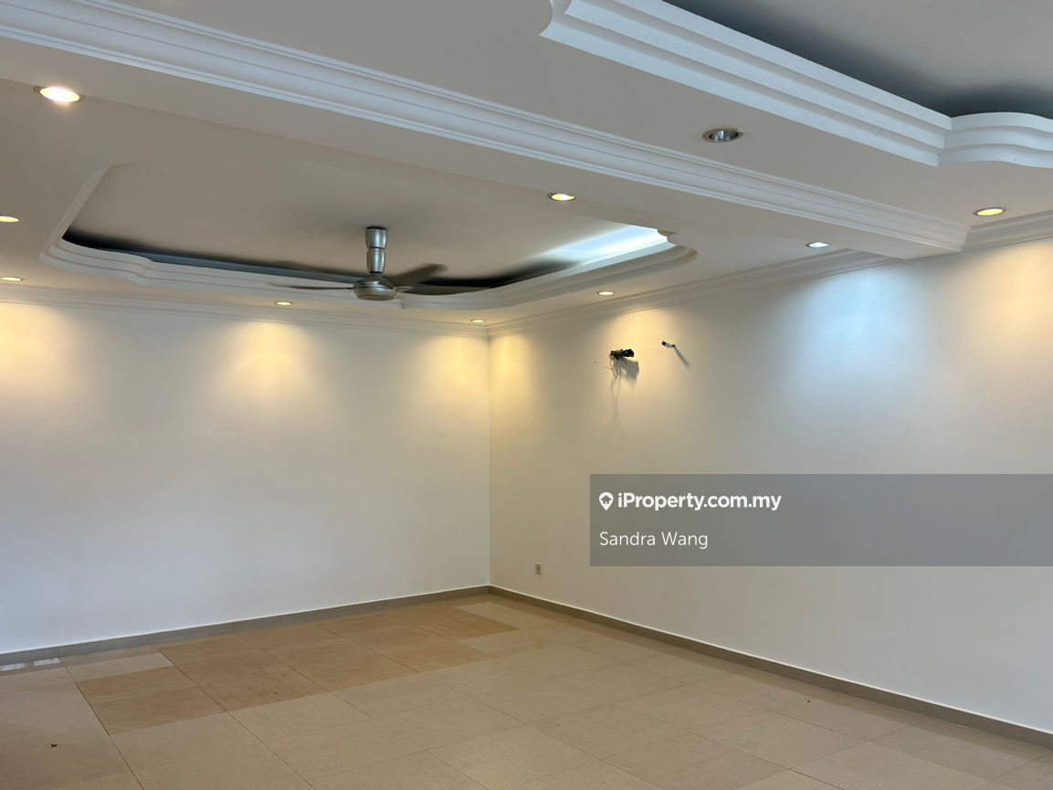 2.5-storey Terraced House for Sale in Bandar Utama 6, Bandar Utama by Sandra Wang - iProperty.com.my