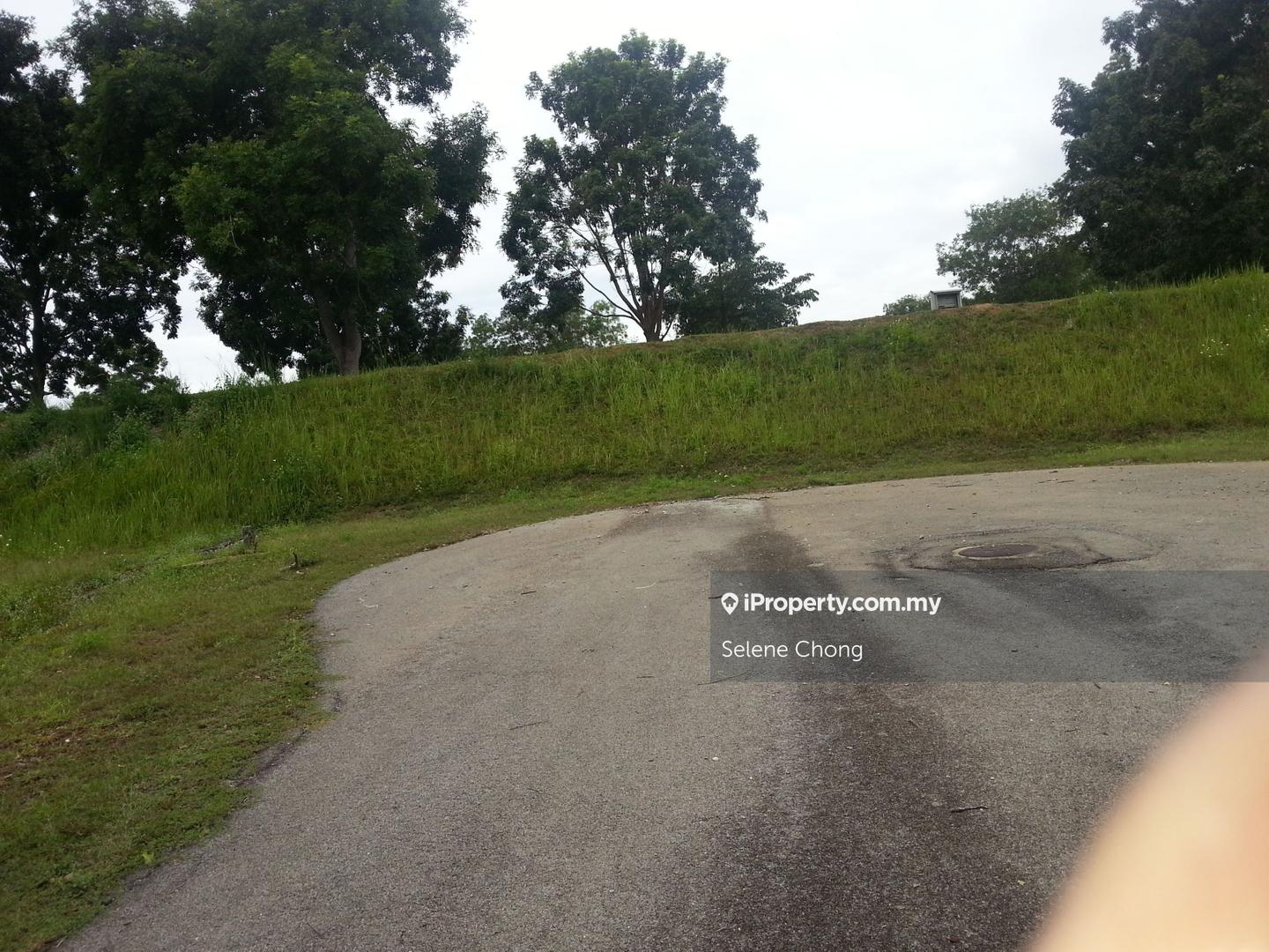 Banglo Tanah untuk Dijual di College Heights Garden Resort, Setul oleh Selene Chong - iProperty.com.my