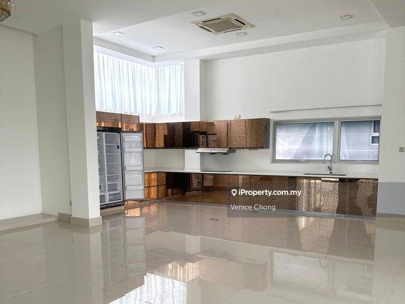 Bungalow House for Sale in Mines Resort City, Seri Kembangan by Venice Chong - iProperty.com.my