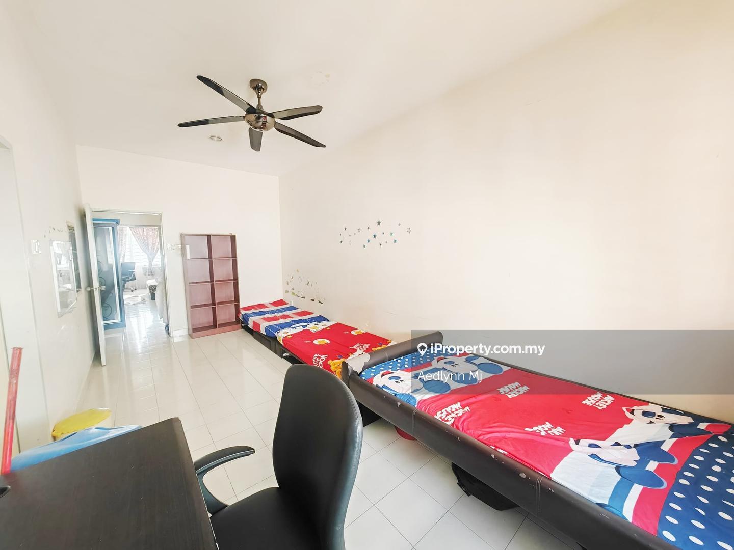 Rumah Berangkai 2 Tingkat untuk Dijual di Taman Putra Impiana, Puchong oleh Aedlynn Mj - iProperty.com.my