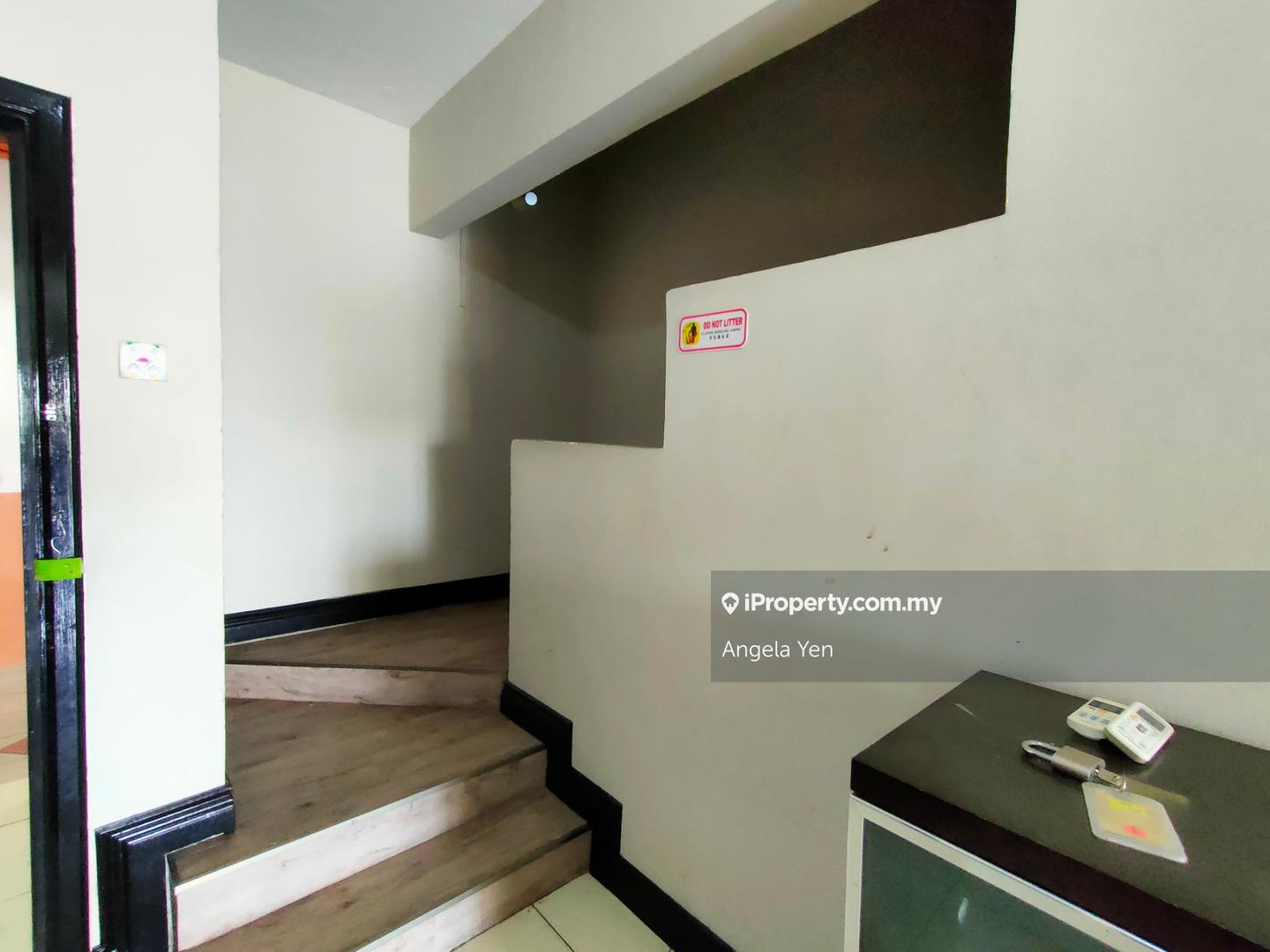 Condominium for Sale in Marina Court Resort Condominium by Angela Yen - iProperty.com.my