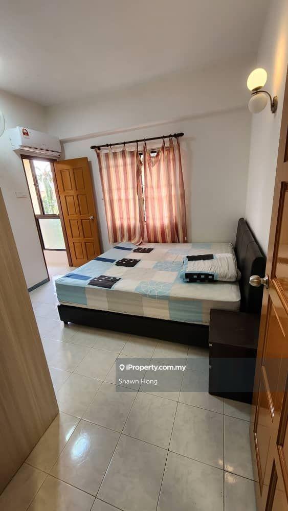 Kondominium untuk Dijual di Taman Desa Relau 2 oleh Shawn Hong - iProperty.com.my