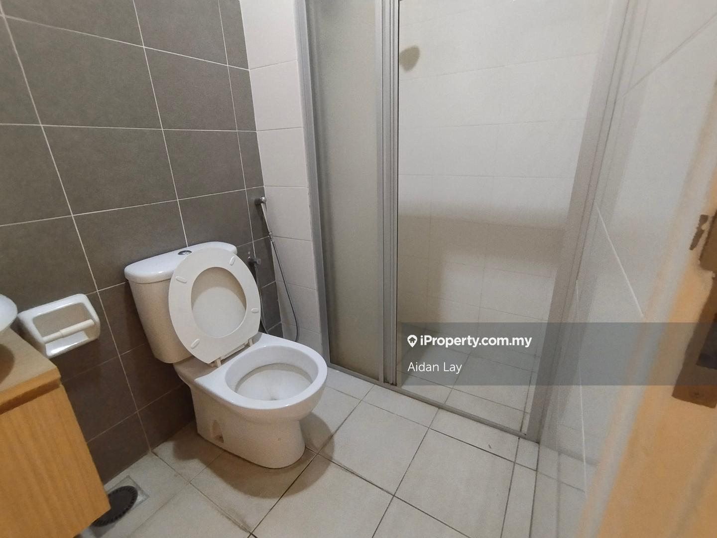 Townhouse for Sale in Kampung Sungai Kayu Ara, Petaling Jaya by Aidan Lay - iProperty.com.my