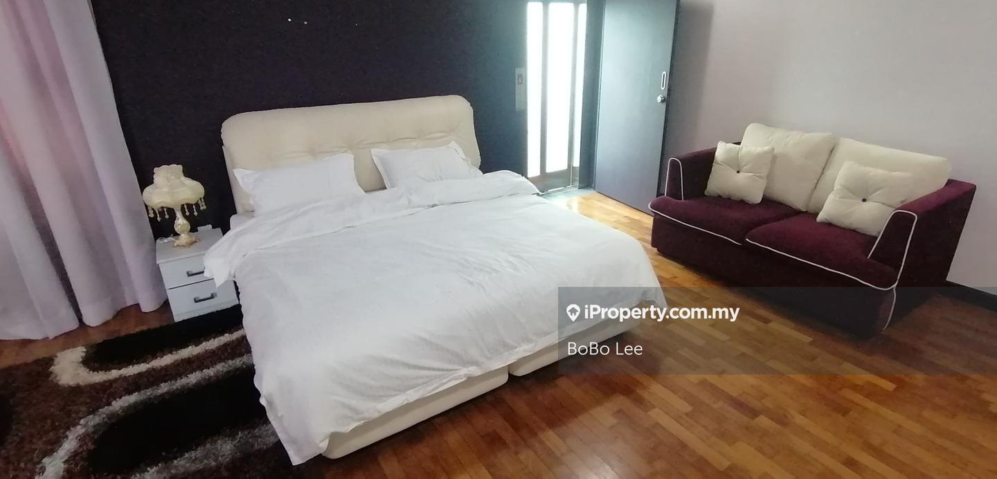 Bungalow House for Sale in Taman Overseas Union (Taman Oug), Jalan Klang Lama (Old Klang Road) by BoBo Lee - iProperty.com.my