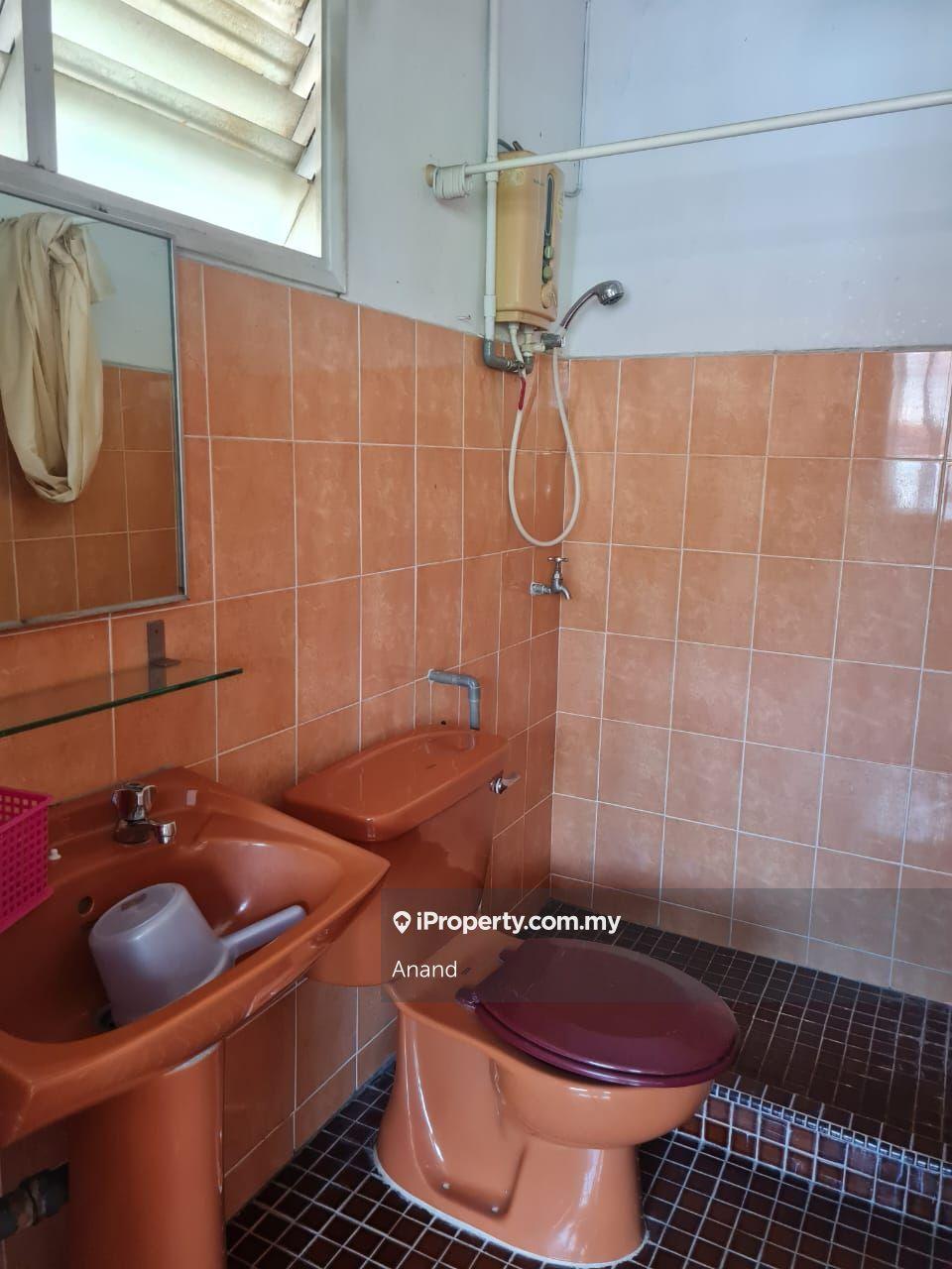 Rumah Berangkai 2 Tingkat untuk Dijual di JALAN TEMPINIS, LUCKY GARDEN, BANGSAR., Bangsar oleh Anand - iProperty.com.my