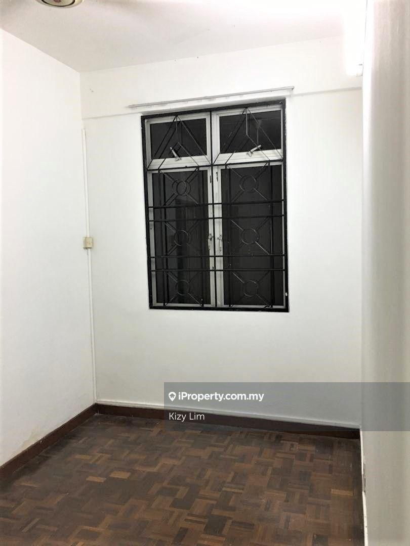 Apartment for Sale in Subang Perdana Goodyear Court 10 by Kizy Lim - iProperty.com.my