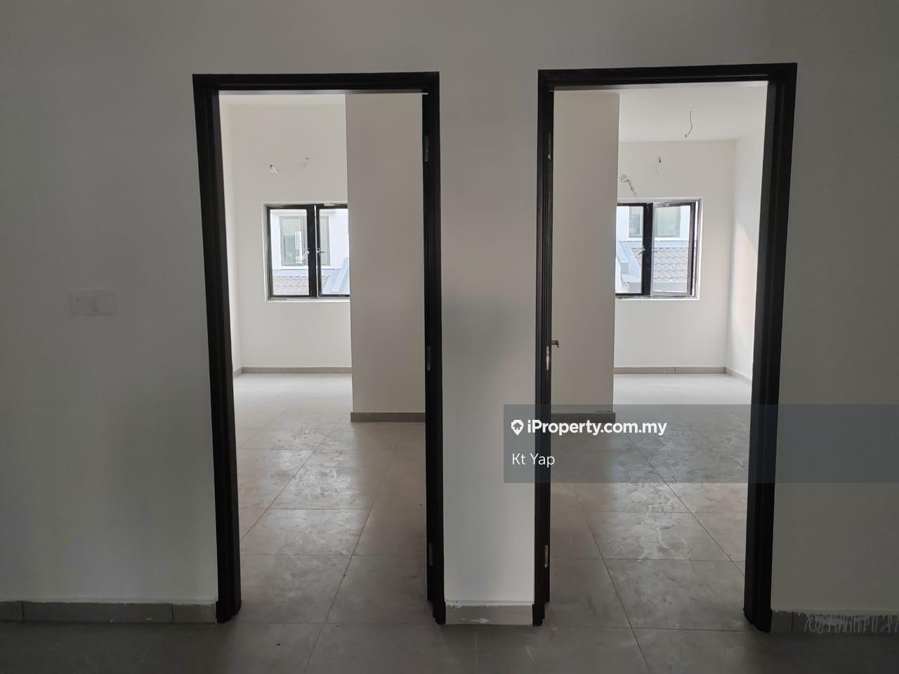 Rumah Berangkai 3 Tingkat untuk Dijual di Residensi Bukit Orkid, Orchid Hills, Cheras Batu 9, Cheras oleh Kt Yap - iProperty.com.my