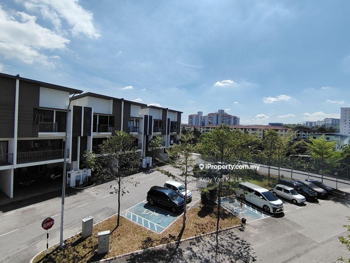3-storey Terraced House for Sale in Park Residence, Seri Kembangan by Kelly Yan Kai Lit - iProperty.com.my