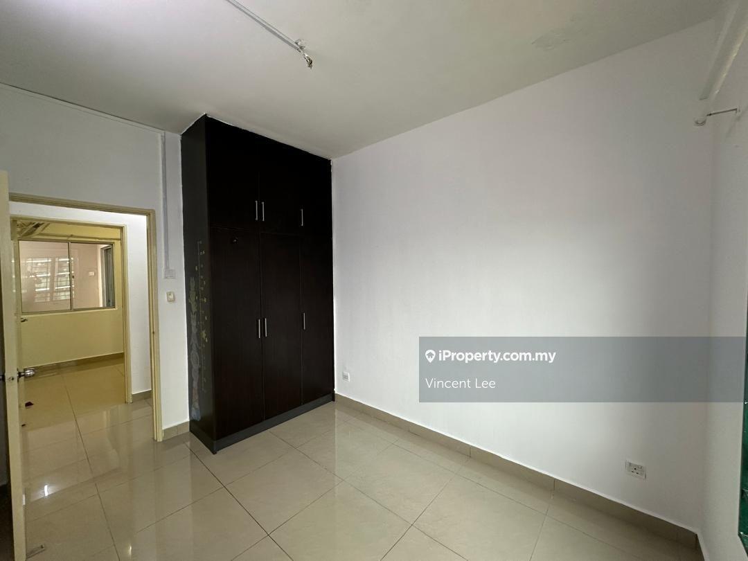 Service Residence for Sale in Connaught Avenue by Vincent Lee - iProperty.com.my