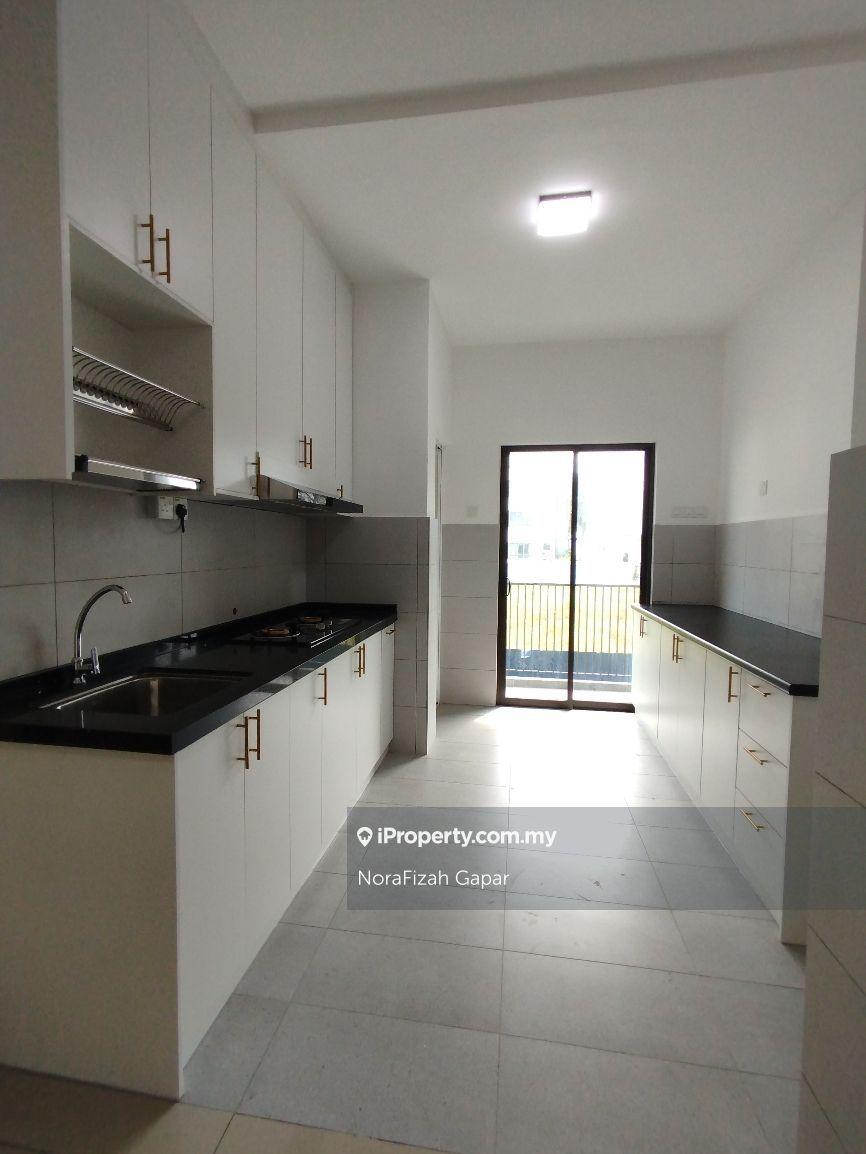 Townhouse for Sale in Kayu Ara, Selangor by NoraFizah Gapar - iProperty.com.my