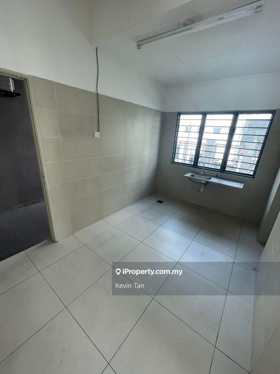 2-storey Terraced House for Sale in Lakeside Residences, Puchong by Kevin Tan - iProperty.com.my