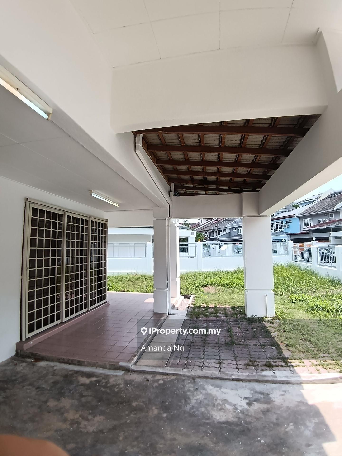 Rumah Berkembar untuk Disewa di Bandar Utama 11, Bandar Utama oleh Amanda Ng - iProperty.com.my