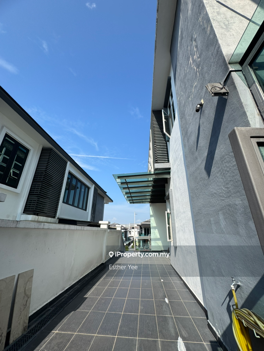 Semi-Detached House for Sale in Wira Heights, Bandar Sungai Long by Esther Yee - iProperty.com.my