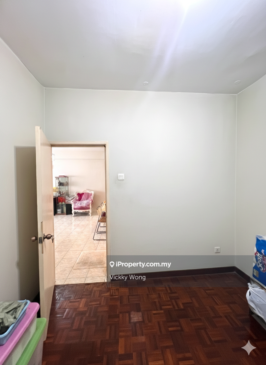 Pangsapuri untuk Dijual di Pandan Court oleh Vickky Wong - iProperty.com.my