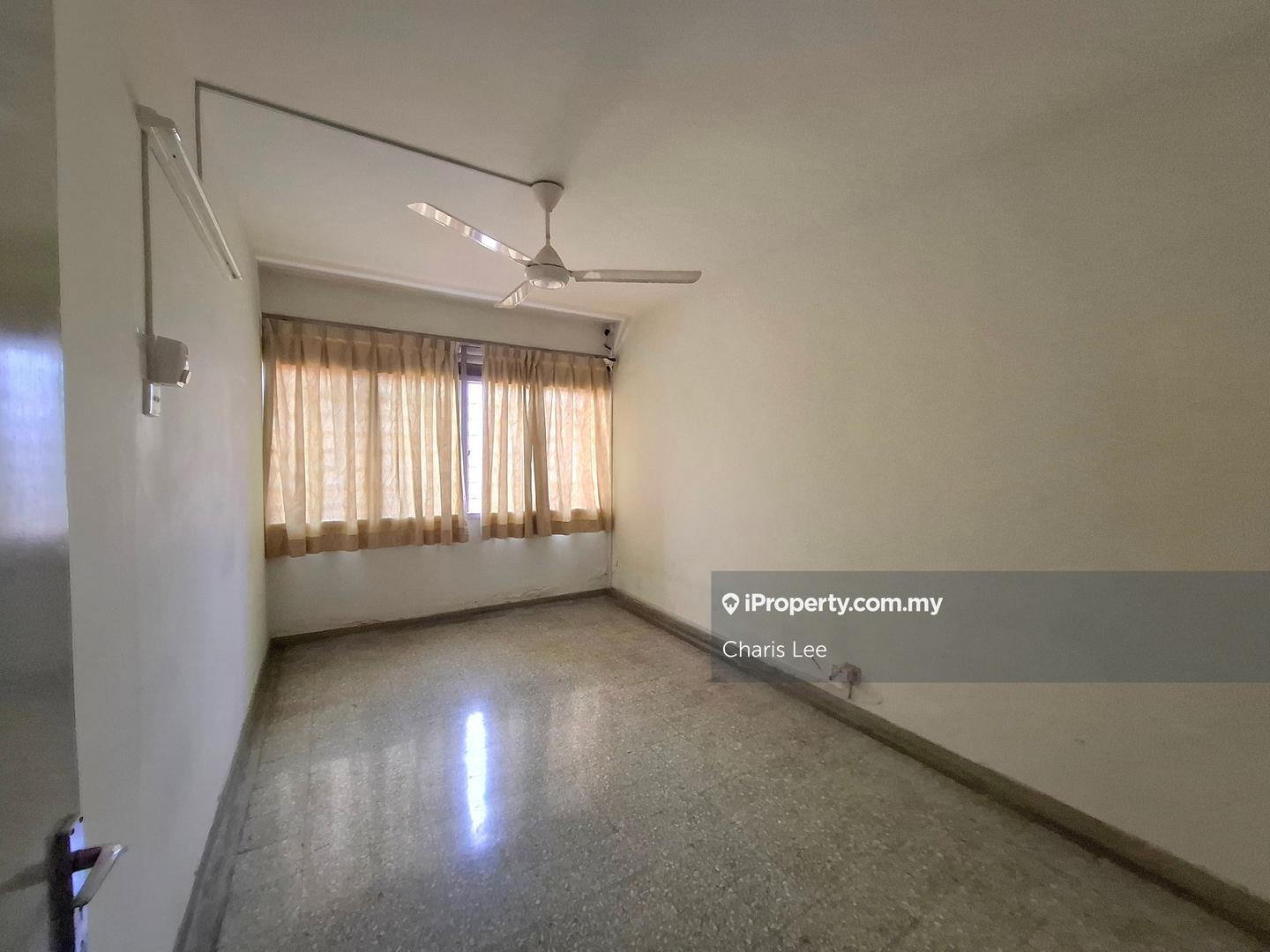 Rumah Berangkai 2 Tingkat untuk Dijual di Seksyen 17, Petaling Jaya oleh Charis Lee - iProperty.com.my