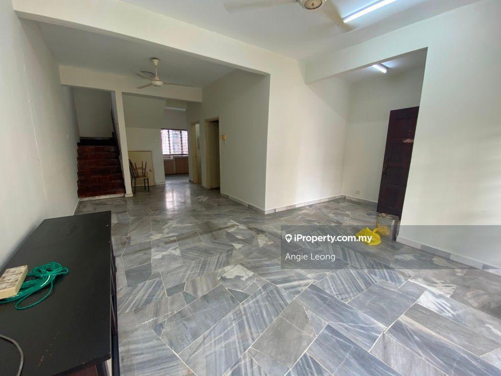 Rumah Berangkai 2 Tingkat untuk Disewa di Subang Jaya, Selangor oleh Angie Leong - iProperty.com.my