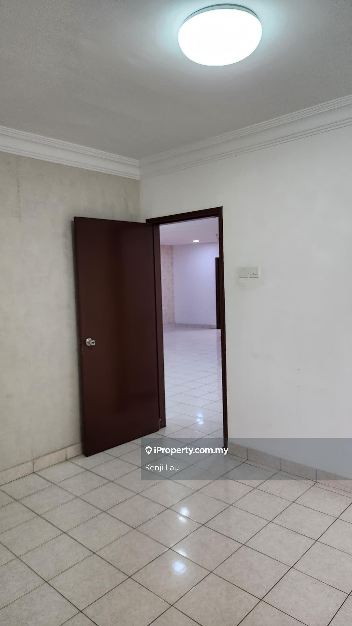 Kondominium untuk Dijual di Palm Spring @ Damansara oleh Kenji Lau - iProperty.com.my