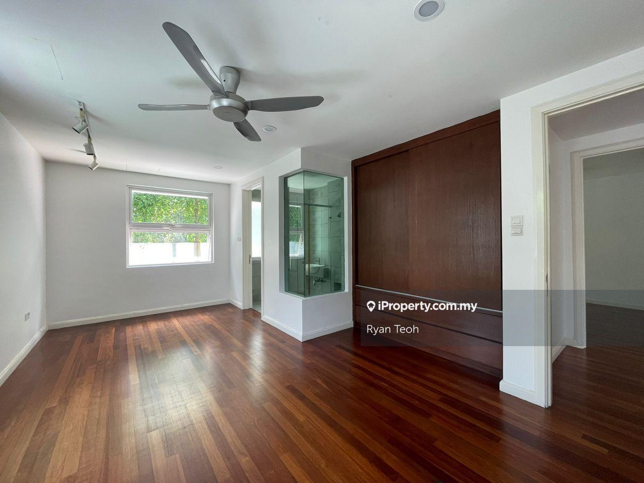 Rumah Berkembar untuk Dijual di The Rafflesia, Damansara Perdana oleh Ryan Teoh - iProperty.com.my