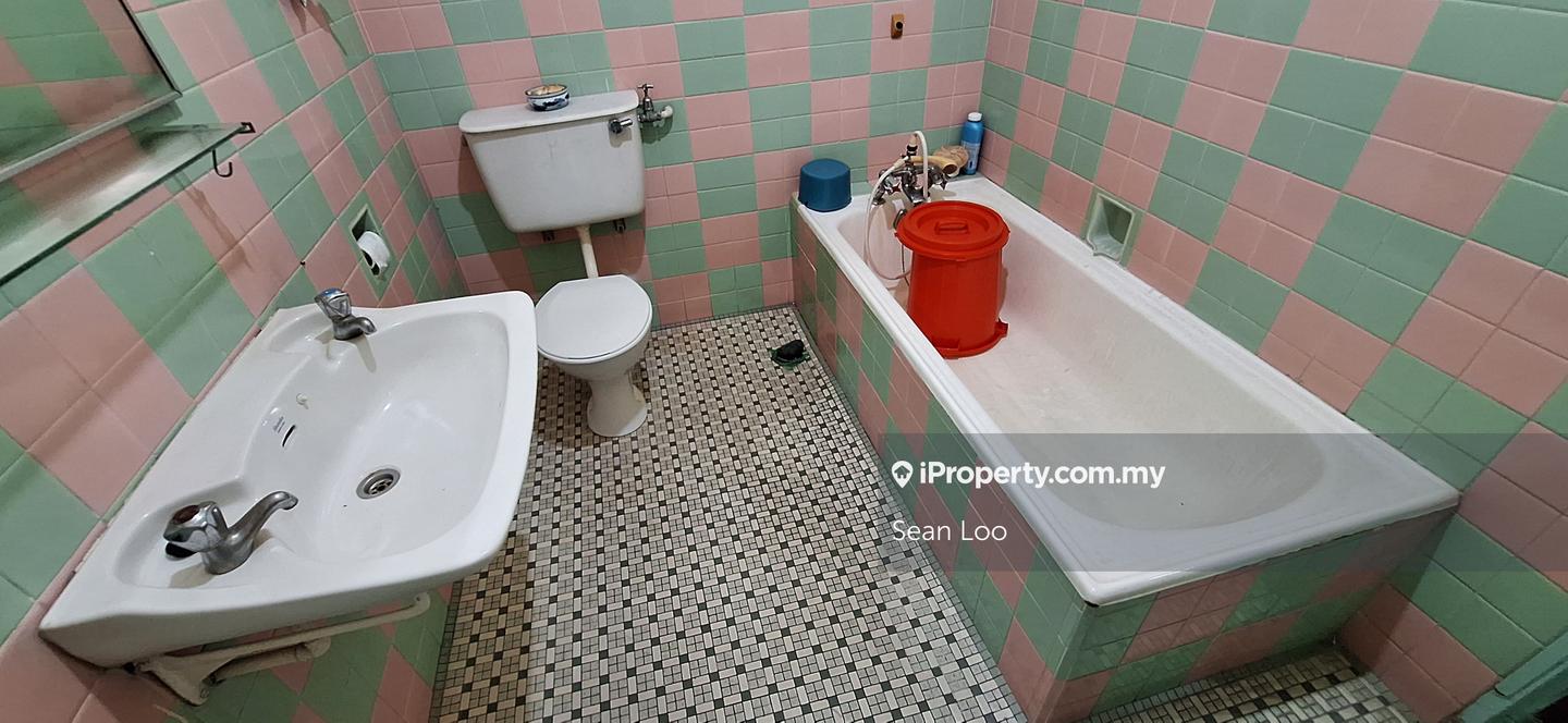 Bungalow House for Sale in Taman Million, Jalan Ipoh by Sean Loo - iProperty.com.my