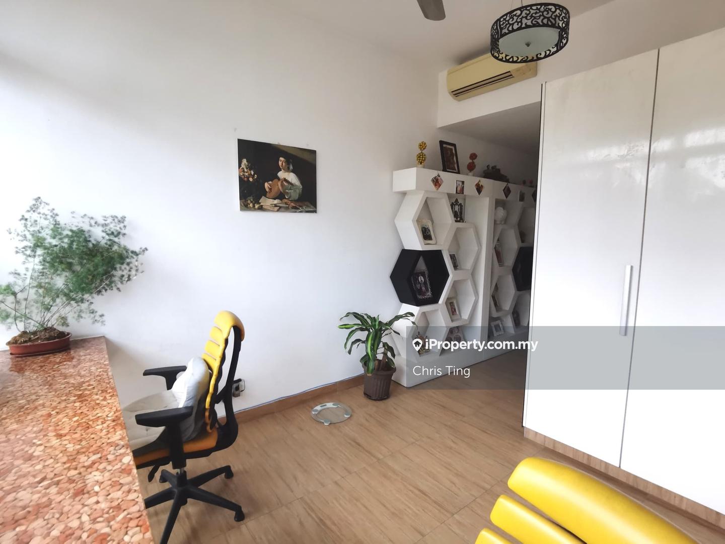 Condominium for Sale in Zehn Bukit Pantai by Chris Ting - iProperty.com.my