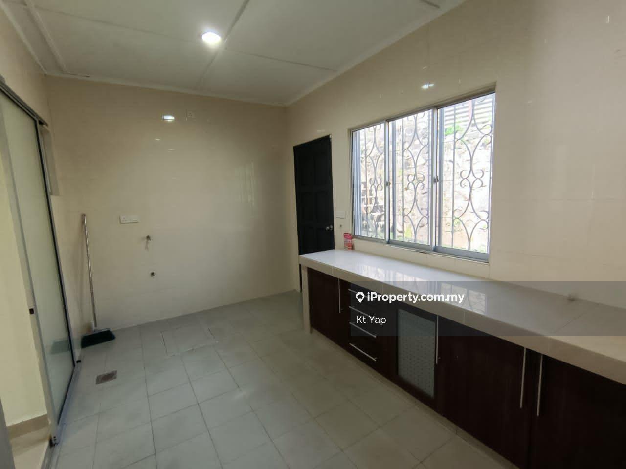 Rumah Berangkai 2 Tingkat untuk Dijual di Taman Cheras Awana, Batu 9 Cheras, Cheras oleh Kt Yap - iProperty.com.my